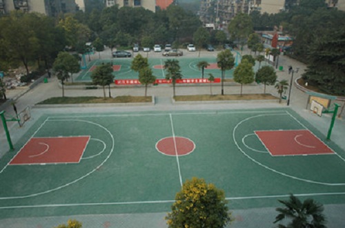 武汉建设学校篮球场.jpg